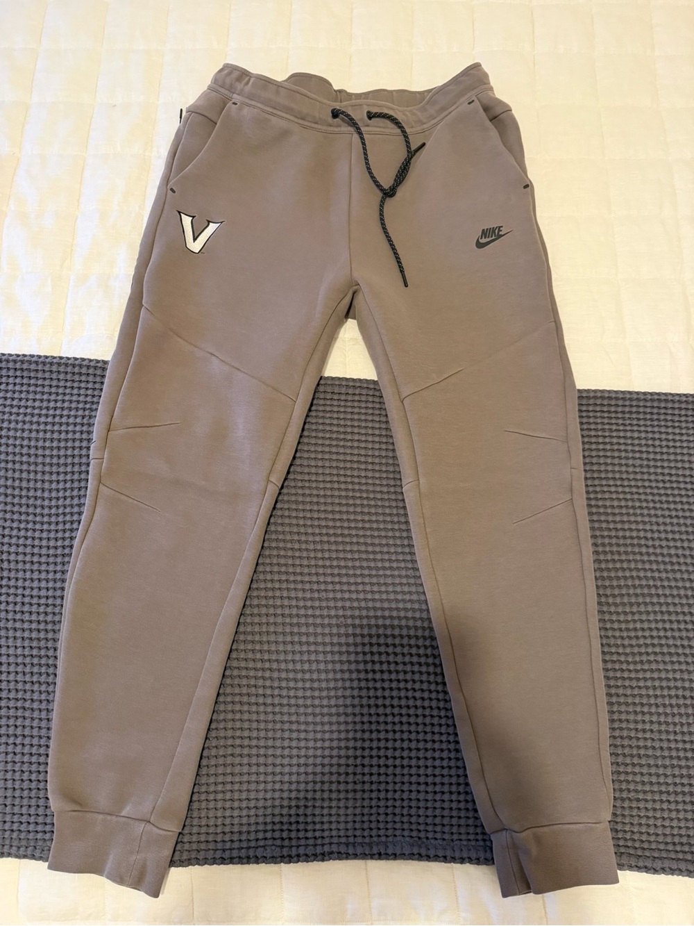 Nike Tech Fleece Vanderbilt Basketball Team Issued Player Exclusive Joggers Men
